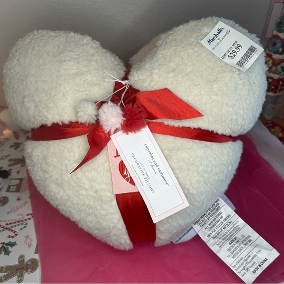 Cupcakes and Cashmere Set of 3 Heart Pillows - Picture 2 of 7